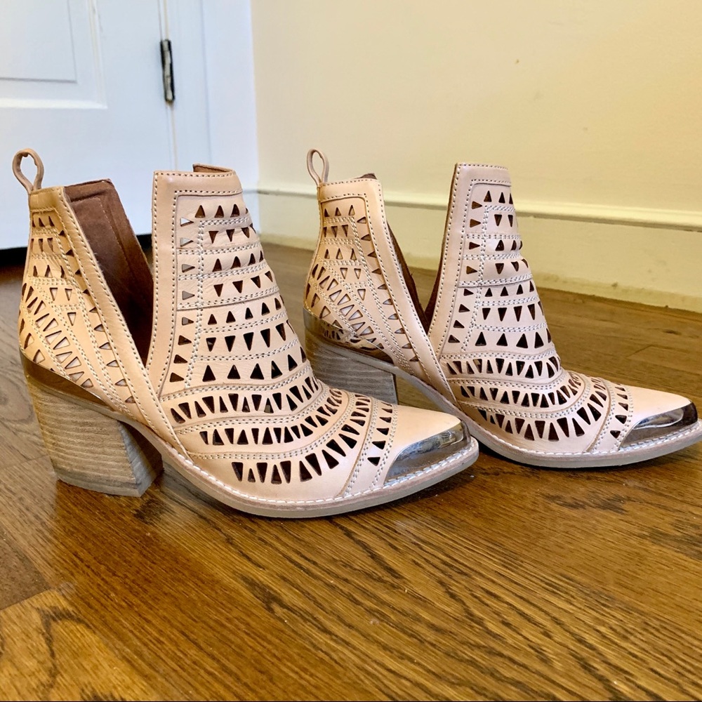 Jeffrey Campbell low booties
